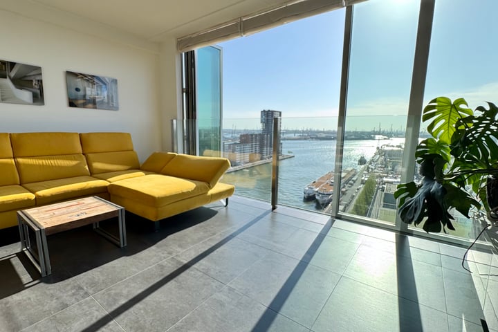 Schiehavenkade 464 in Rotterdam foto