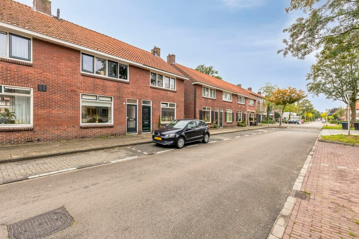 Schietbaanweg 65 in Enschede foto