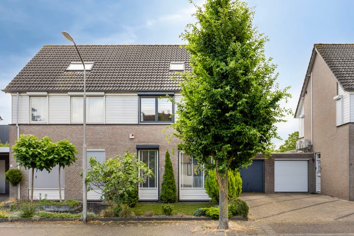 Schildersstraat 6 in Vlijmen