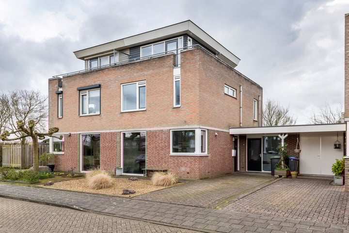 Schilfgaarde 28 in Tiel foto