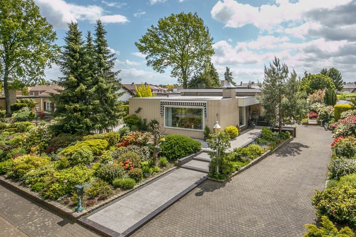 Schinheuvel 8 in Reuver foto