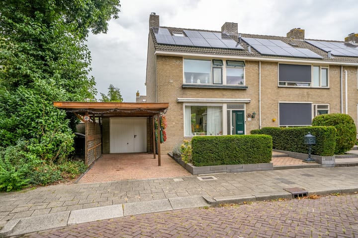 Schipbeekstraat 19 in Dordrecht foto