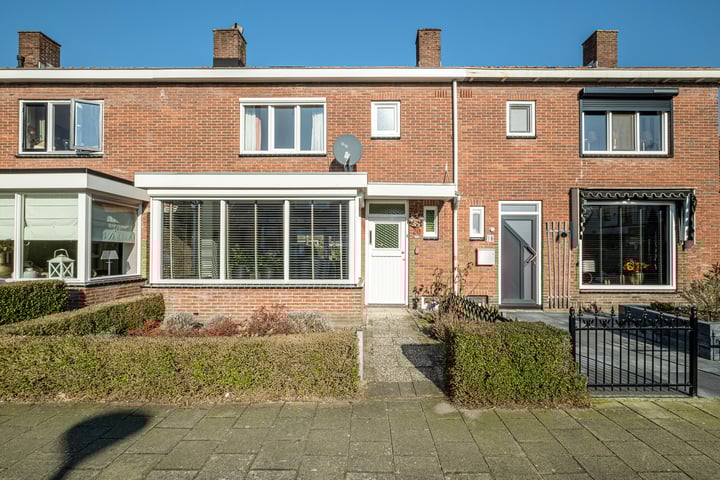 Schipholtstraat 20 in Enschede foto