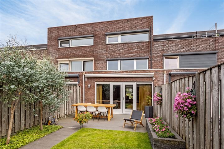 Schipluidenlaan 46 in Tilburg foto
