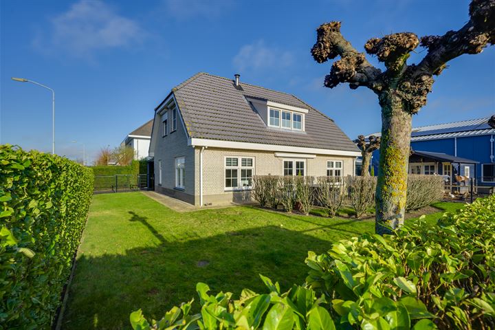 Schoenmakerij 13 in Zevenbergen foto