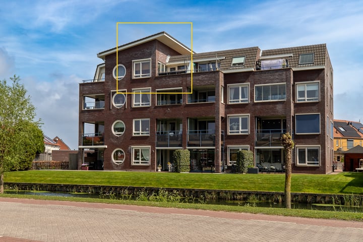 Schokker 30 in Urk foto