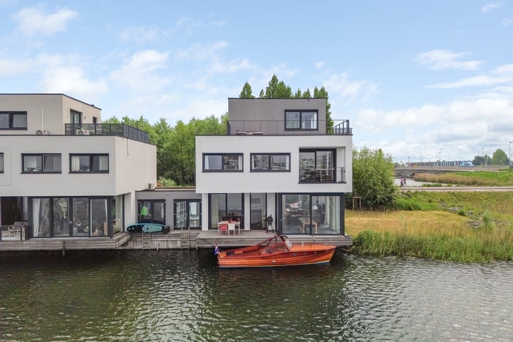 Schokkerjachtdijk 1 in Amsterdam foto