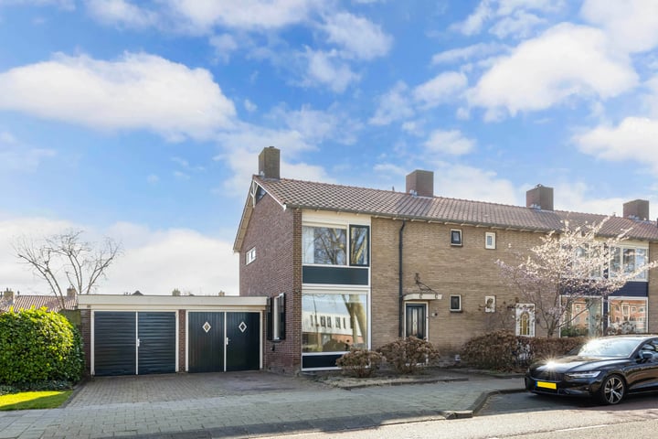 Schokkerwal 26 in Emmeloord foto