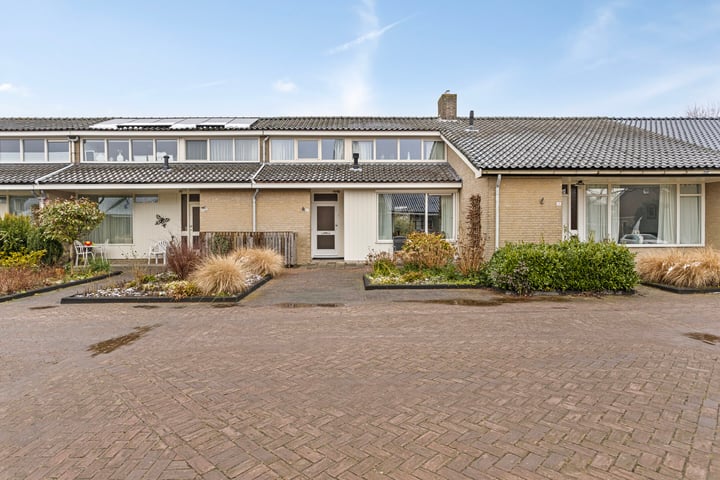 Scholeksterlaan 40 in Sneek foto