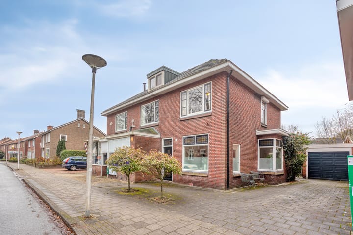 Scholten Reimerstraat 47 in Enschede