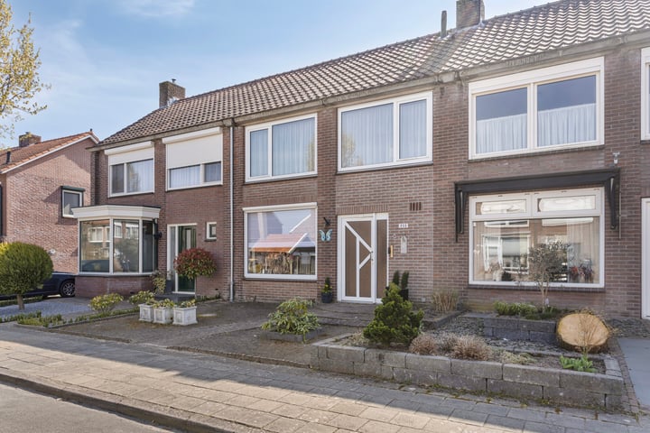 Scholtinkstraat 255 in Losser foto