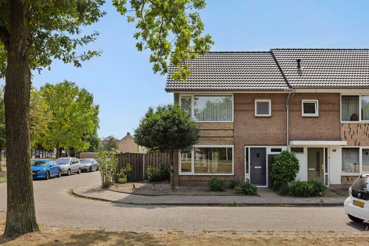 Schommerveld 52 in Deurne