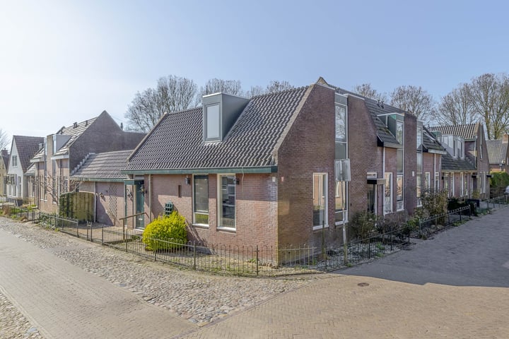 Schoolstraat 167D in Sloten foto