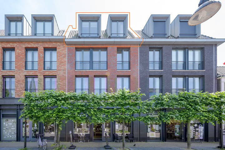 Schoolstraat 1x in Voorschoten