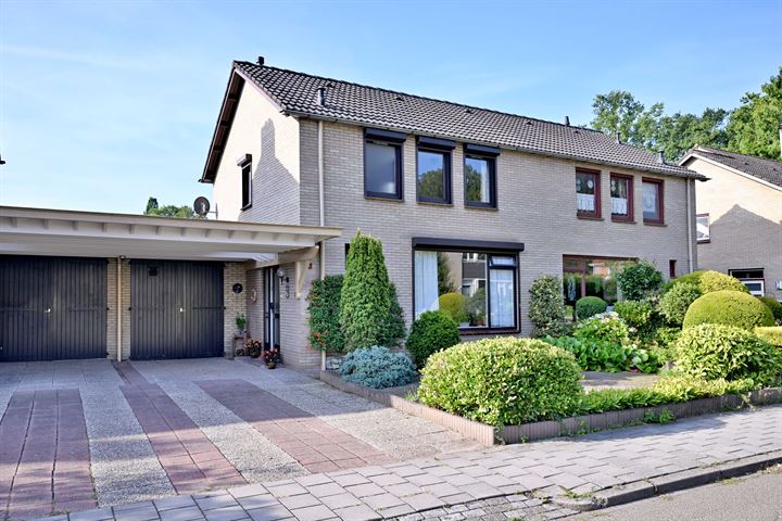 Schoolstraat 23 in Brummen foto