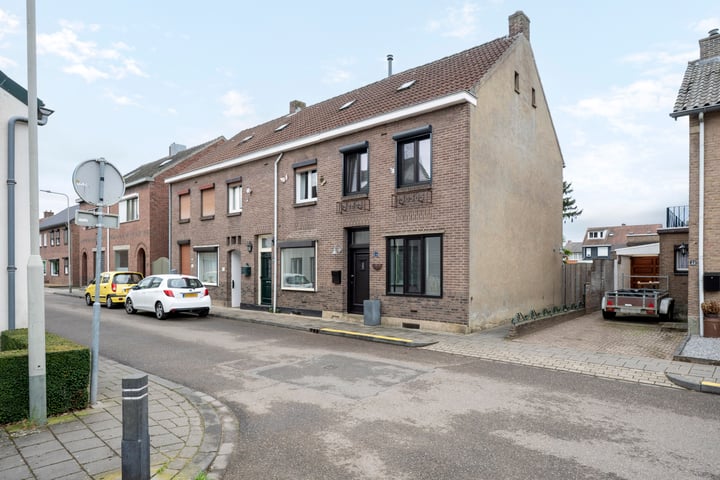 Schoolstraat 24 in Grevenbicht foto