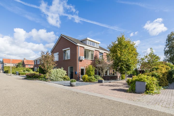 Schoolstraat 55 in Geerdijk
