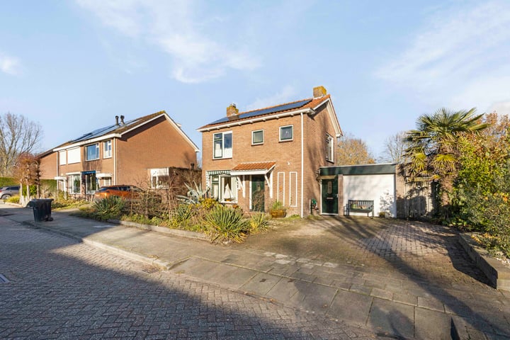 Schoolstraat 60 in Oude-Tonge foto