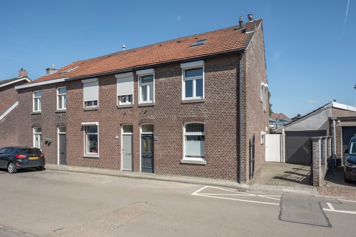 Schoolstraat 64 in Maastricht foto