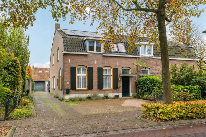 Schoolstraat 7 in Riethoven foto