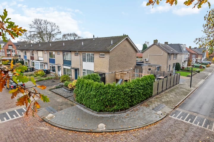 Schoolweg 1 in Deest