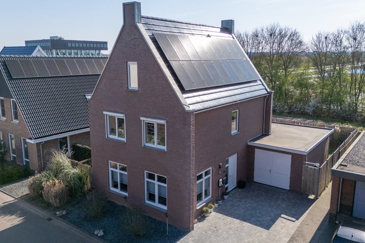 Schooneveldstraat 36 in Zevenaar foto