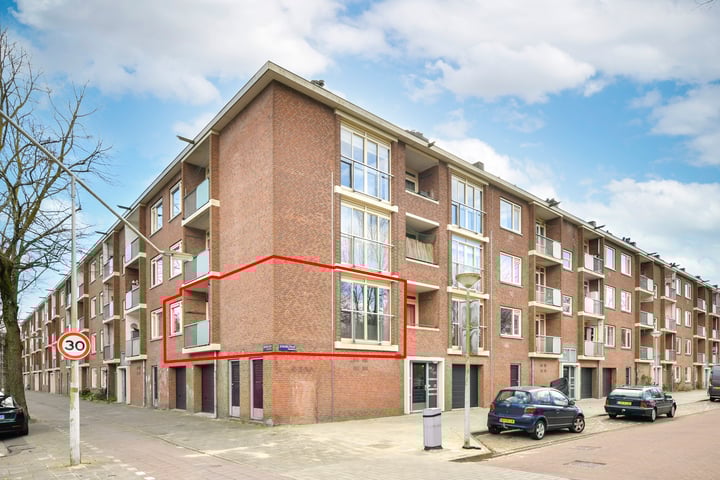 Schoorlstraat 109 in Amsterdam foto