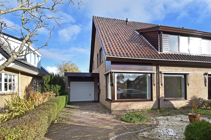 Schout 6 in Naaldwijk foto