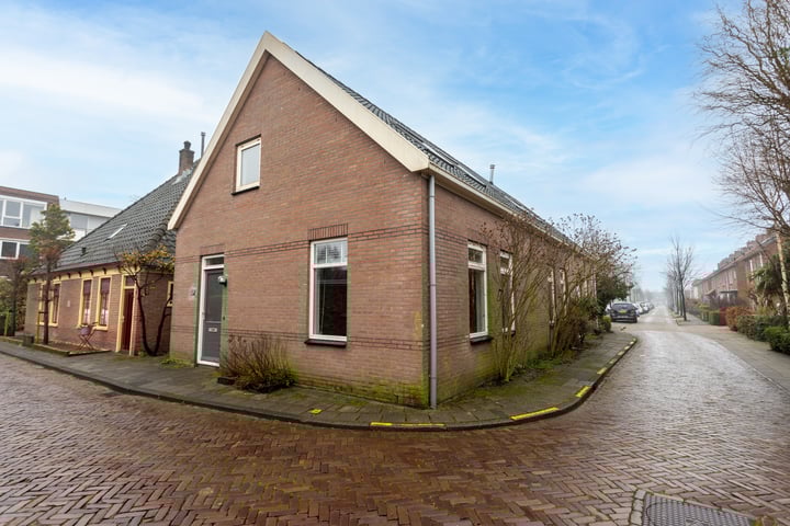 Schoutenbosch 6a in Castricum foto