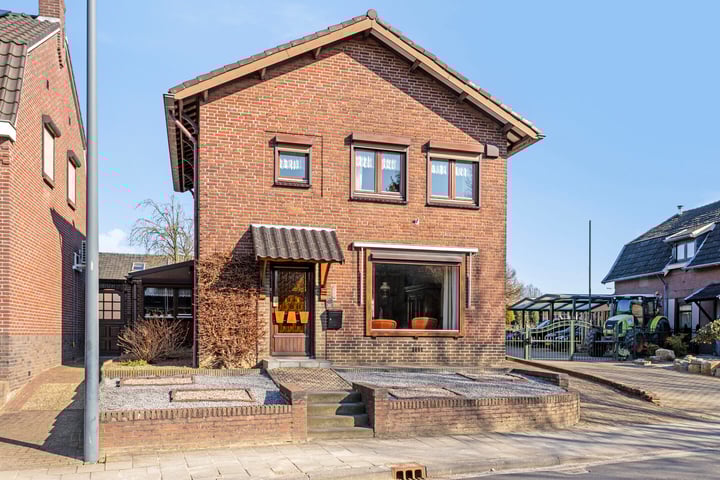 Schouwberg 17A in Roermond foto