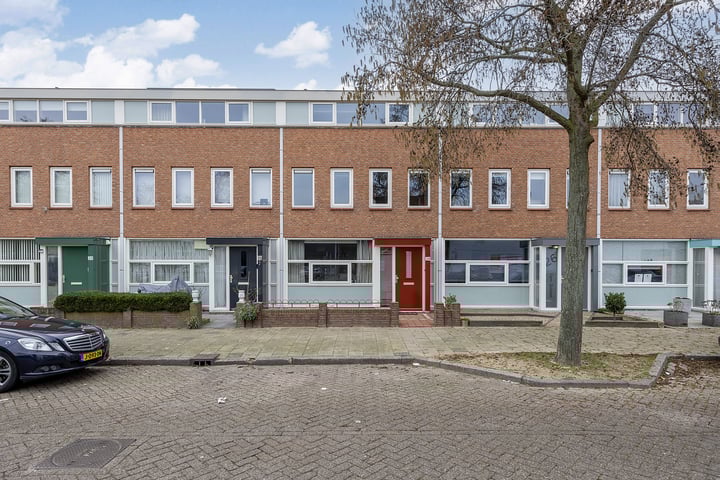 Schouwenaarsstraat 24 in Beverwijk foto