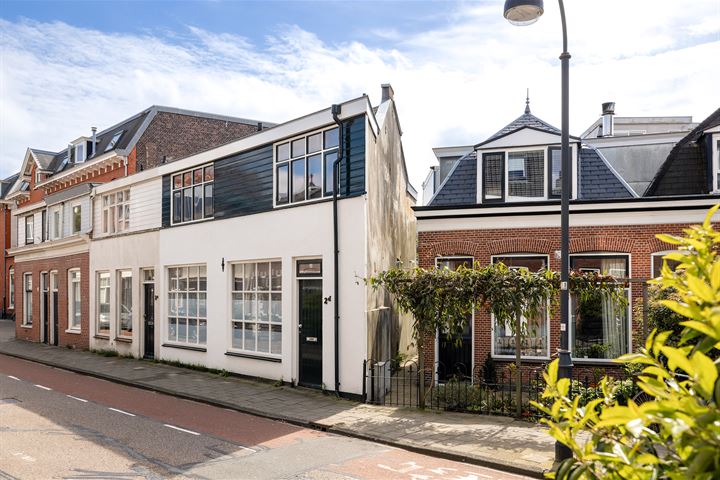 Schouwtjeslaan 2D in Haarlem foto