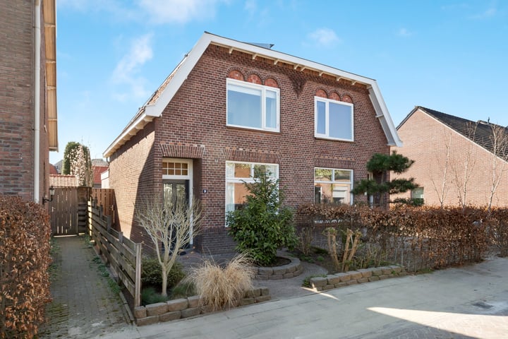 Schrassertstraat 10 in Nijkerk foto