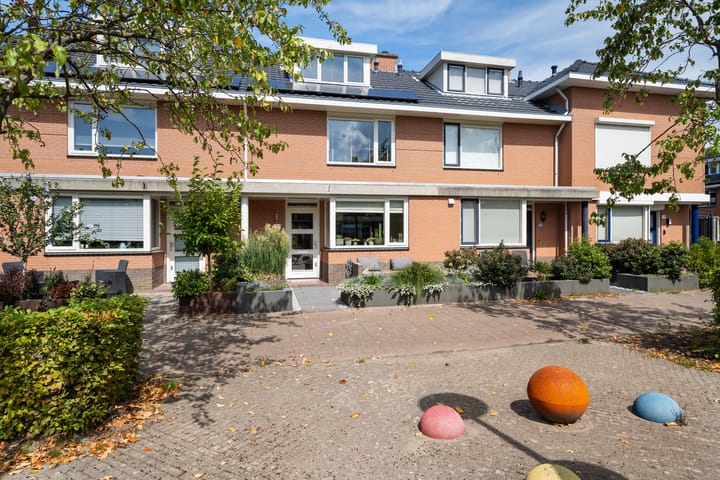 Schrijnwerkerij 27 in Barendrecht foto