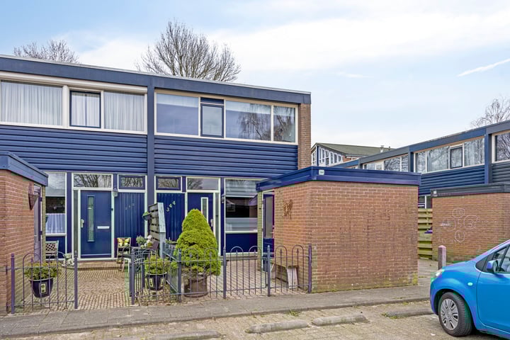 Schrijnwerkershorst 344 in Apeldoorn foto
