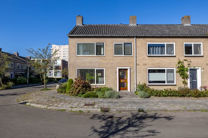 Schubertlaan 15 in Groningen foto