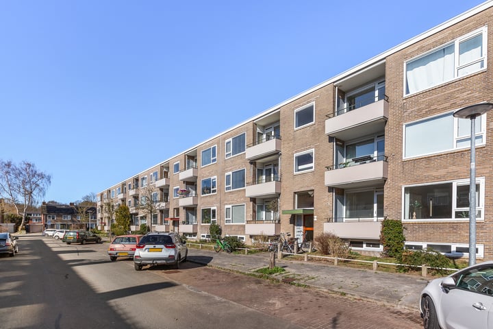 Schubertlaan 40 in Groningen foto