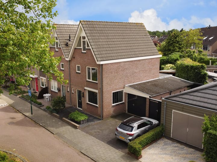 Schubertweg 10 in Veenendaal foto