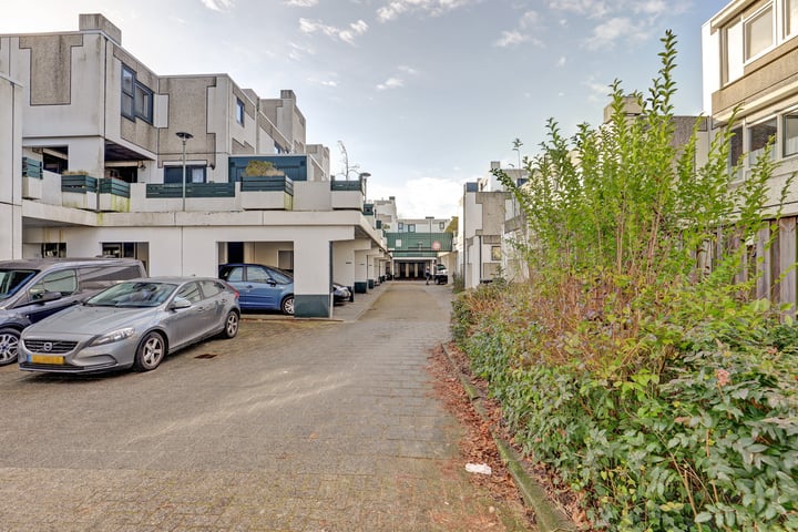 Schuilenburg 120 in Dordrecht foto