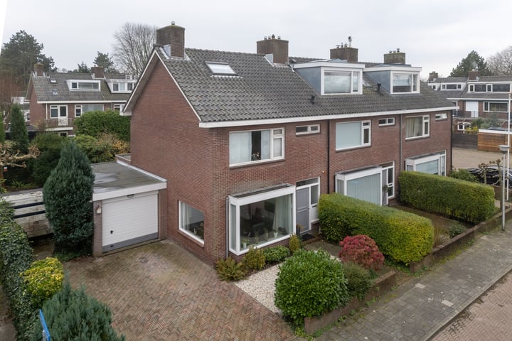 Schuilinglaan 5 in Voorschoten foto