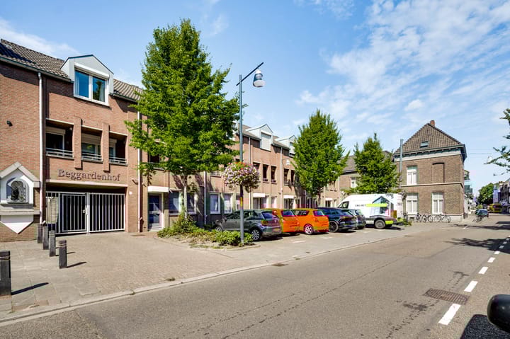Schuitenberg 12H in Roermond foto