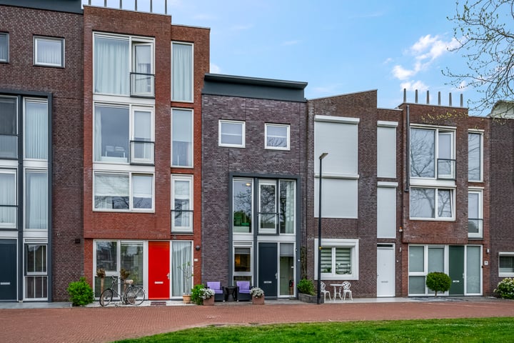 Schullenhofstraat 98 in Tiel foto