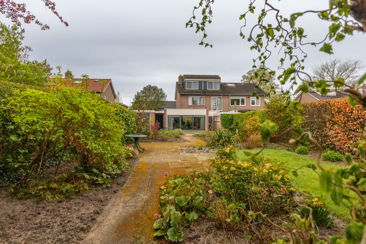 Schultenweg 10 in Eelde foto