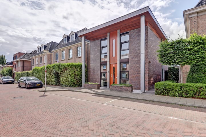 Schurinksweg 61 in Enschede foto