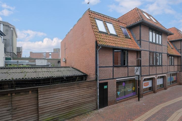 Schuttenstraat 35 in Almelo foto