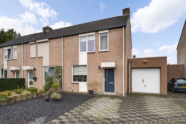 Schuttersveld 33 in Roggel foto