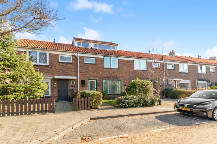 Schuurmanstraat 27 in Beverwijk foto