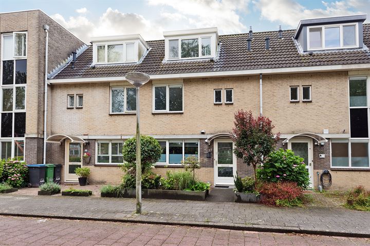 Schweitzerlaan 37 in Amstelveen foto