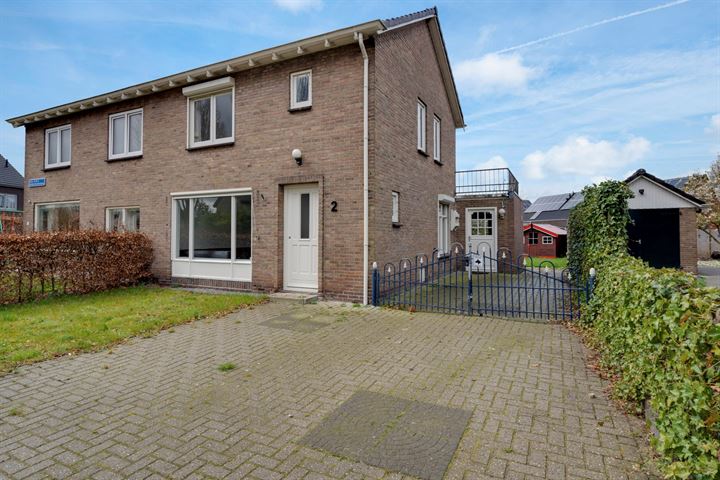 Secretaris A.W.G. Goldsteinplantsoen 2 in de Wijk foto
