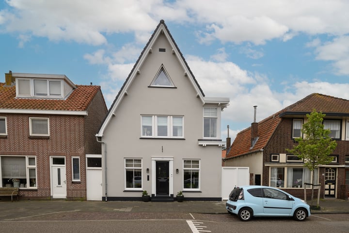 Secretaris Varkevisserstraat 335 in Katwijk foto